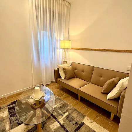 Int13 Via De Filippi Guest house Olbia