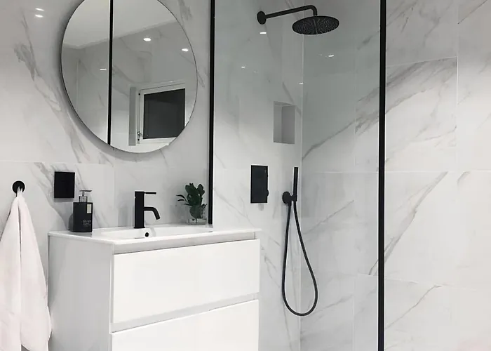 Int13 Via De Filippi אולביה