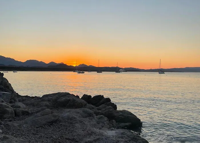 Otel Int13 Via De Filippi